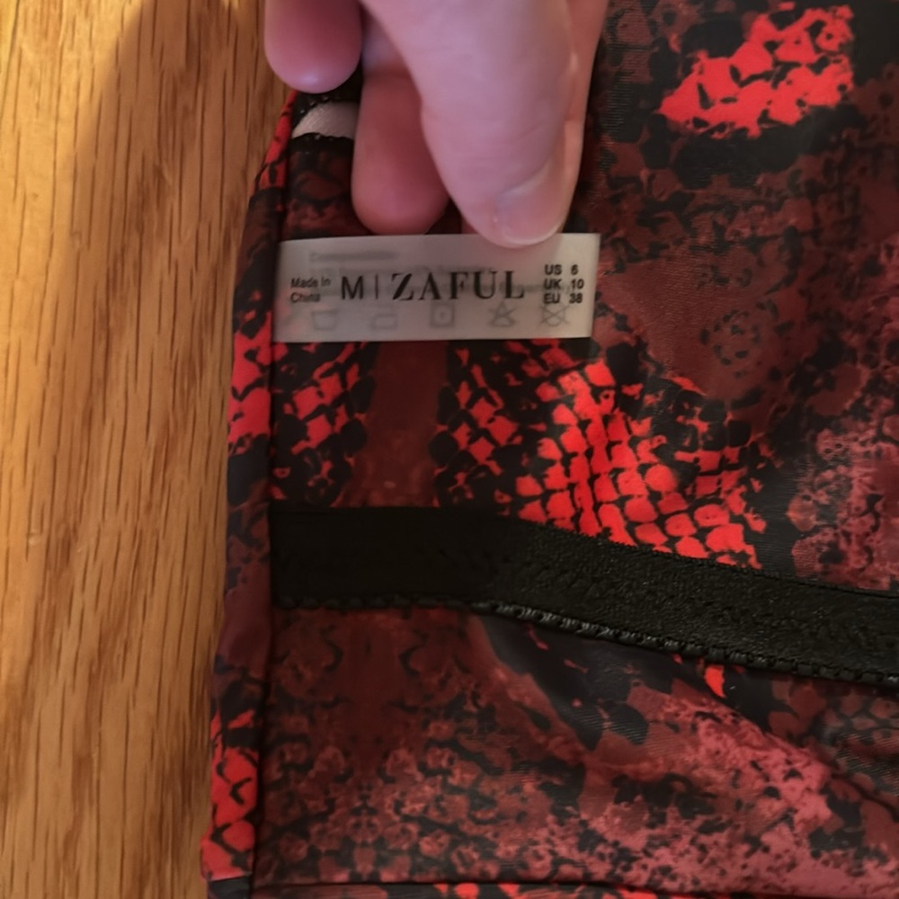 Zaful snakeskin knotted bikini top - Picture 4 of 5